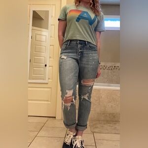 Women’s Vervet Straight Leg Distressed Jean